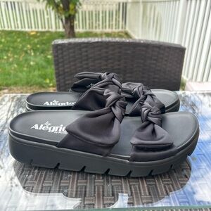Alegria Dream Fit Sage Satin Bow Velcro Black Comfort Slides Sandals 40 9.5 10